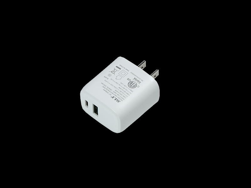 B35 PD20W+QC18W 中規充電器