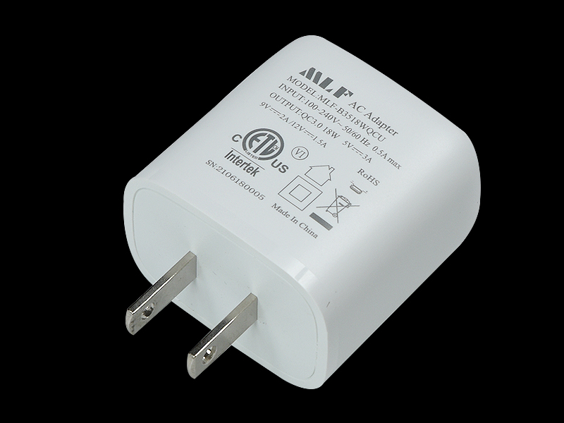 B36 QC18W 美規充電器